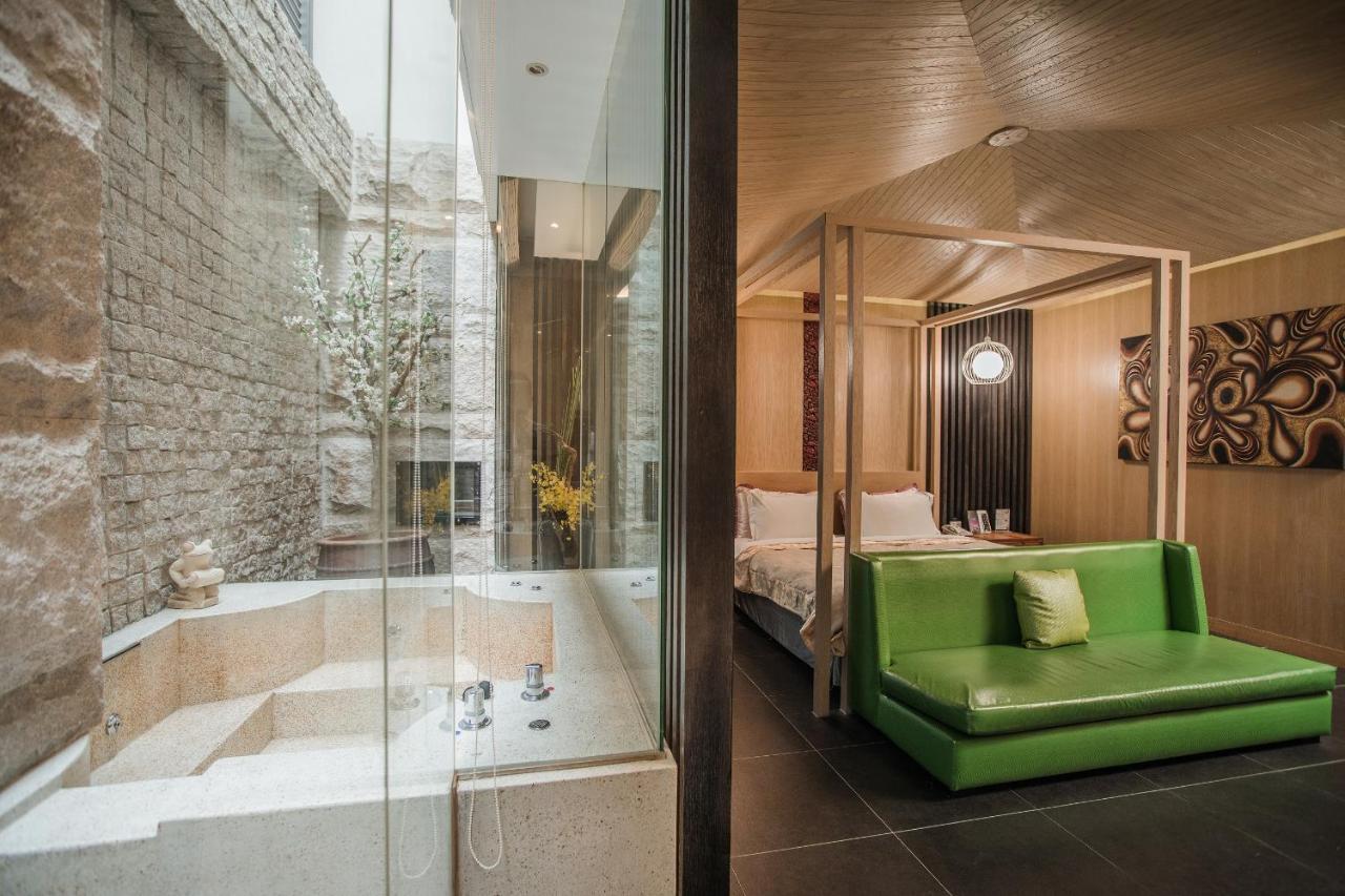 Motel Stars Тайчжун Екстер'єр фото